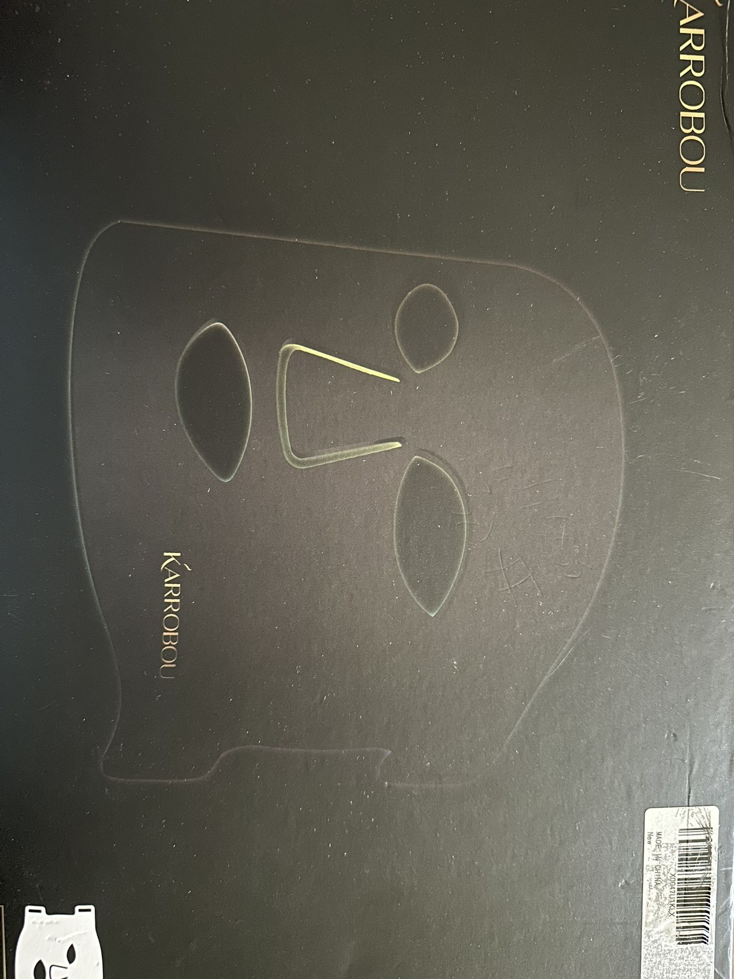 The KARROIBOU LED Facial Mask