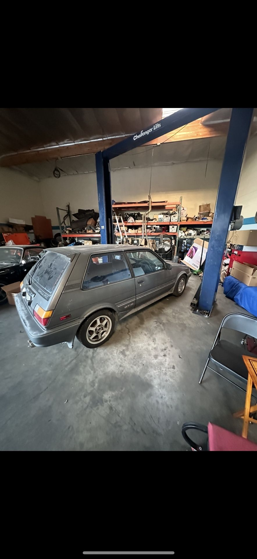 Challenger 2 Post Lift