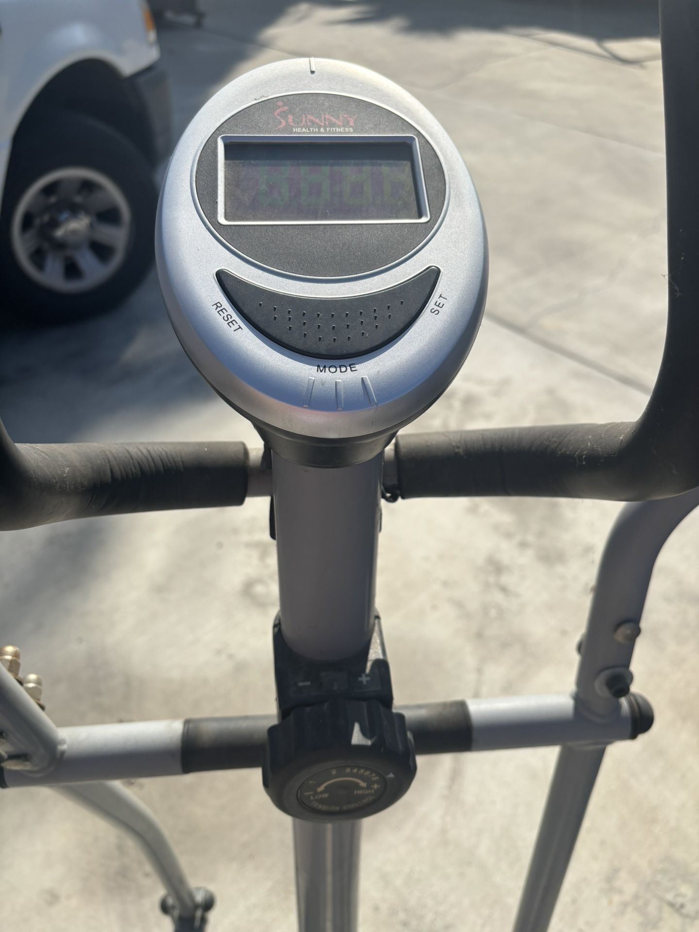 Sunny Health & Fitness Elliptical Machine 