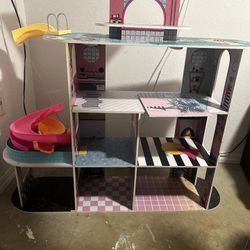 Used Doll House 