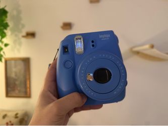 POLAROID CAMERA
