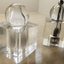 Mid century 1950s Salt and Pepper Lucite 