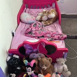 Minnie Mouse Toddler Bed