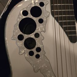 OVATION White Pearl Acoustic Electric Guitar 