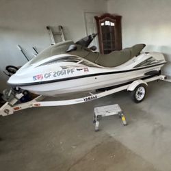 2000 Yamaha Wave Runner 1200 SUV With Trailer Low Hours. Needs New Home Great Project.