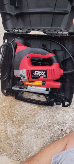 SKIL 5-Amp Orbital Cut Control Scrolling Jigsaw