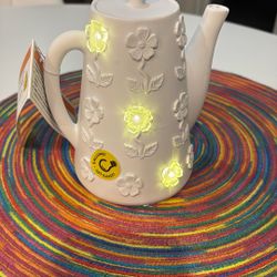 Paintable Tea Pot And Booth 