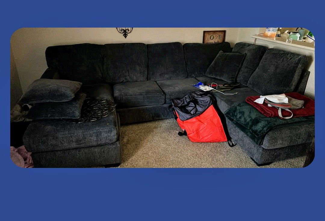 Sectional Couch Grey
