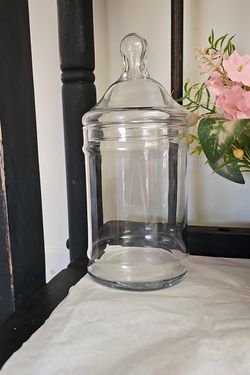 Beautiful glass apothecary jar with lid