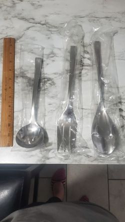 Mikasa Serving Set