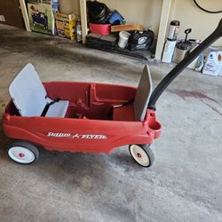 Radio Flyer Wagon With Canopy