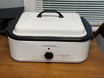 Hamilton Beach 18-Quart Roaster Oven w/ Buffet Serving Trays