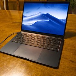 M2 MacBook Air 13” in Midnight with 512GB