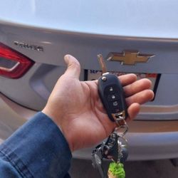 Car Keys / Llaves De Carro