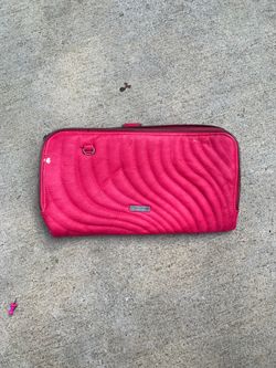 Jessica Simpson Hand wallet