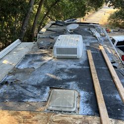 Water Damaged          Techos         Pizos 