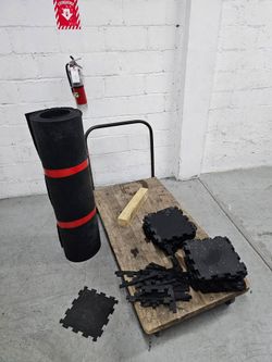 Used heavy-duty 6x(10Ft over) Rubber Carpet Roll. Miami 33130. Delivery fee (optional)

Durable rubber carpet roll. This black material is over 10 fee
