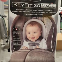 Chicco KeyFit 30 Magic Infant Car Seat