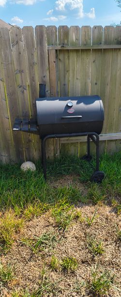 Char-Griller Charcoal Barrel Grill