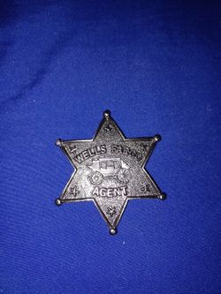 $100 Wells Fargo Agent Clip