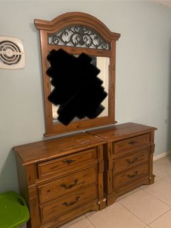 King Size Wooden Dresser Set