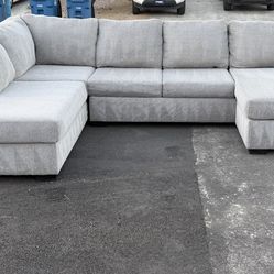 Sectional couch sofa (Delivery Available)