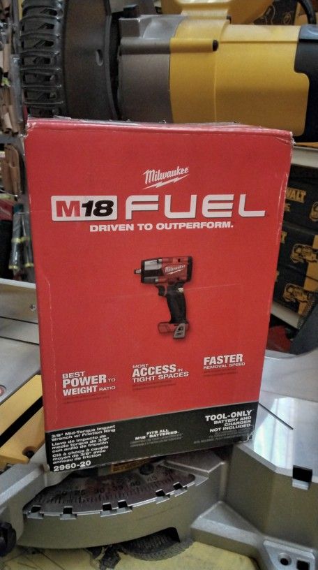 MILWAUKEE M18 FUEL 3/8" MID - TORQUE IMPACT WRENCH W/ FRICTION RING (TOOL ONLY)