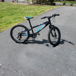 Trek  MT60 Kids Bike