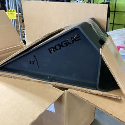 Squat Wedge Rogue 30* Steel