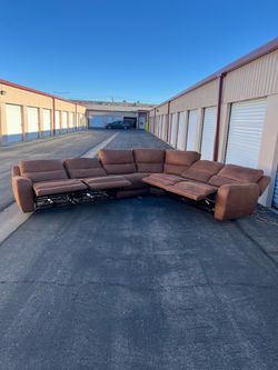 Large 6P modular reclining sectional ( can deliver for $10 )
