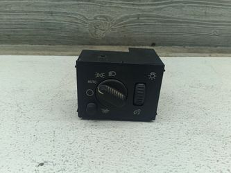 2003-2006 Chevy Silverado Headlight Switch