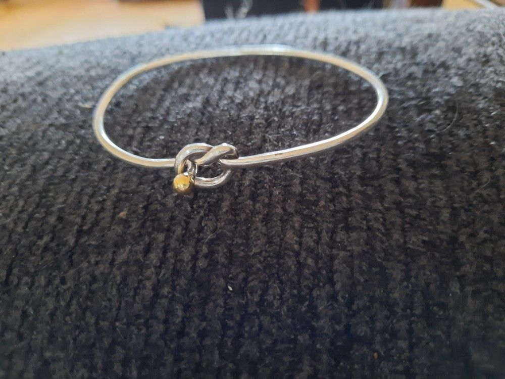 Tiffany Love Knot Bracelet W Gold 14k