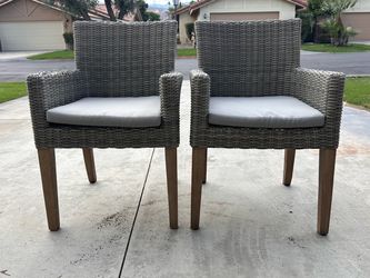 Used Whicker Chairs