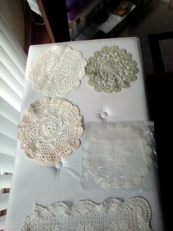 Doilies lot
