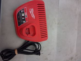 Milwaukee 12v Charger