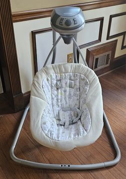 Graco Baby swing