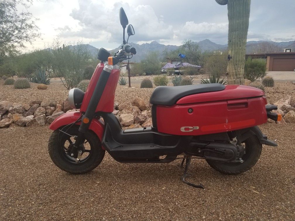 2008 yamaha c3 scooter for Sale in Tucson AZ OfferUp
