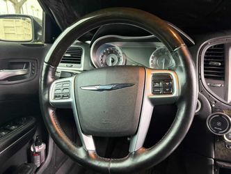 Module and steering wheel