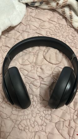 Beats Studio pros