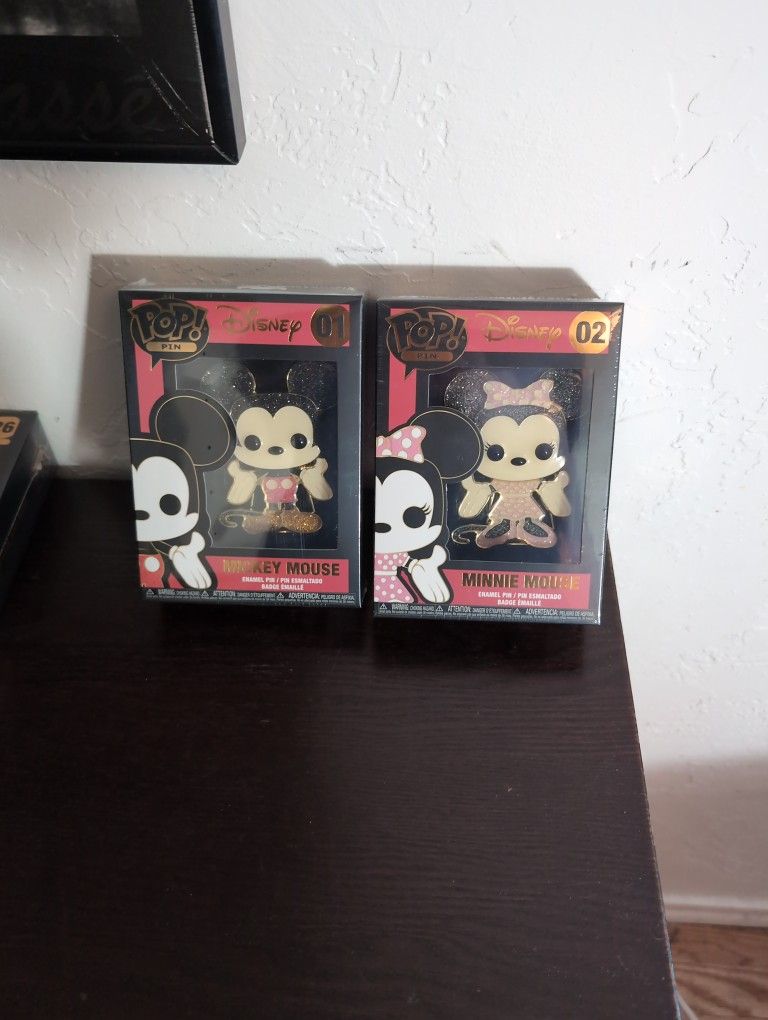 Disney Mickey And Minnie Mouse Funko Glitter Pins