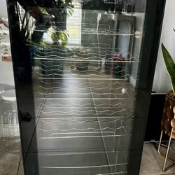 Vinotemp Beverage Center or Wines