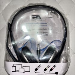 Brand new 4 pcs Cyber Acoustics Universal Stereo Headset Headphone With Microphone 4 PCs
