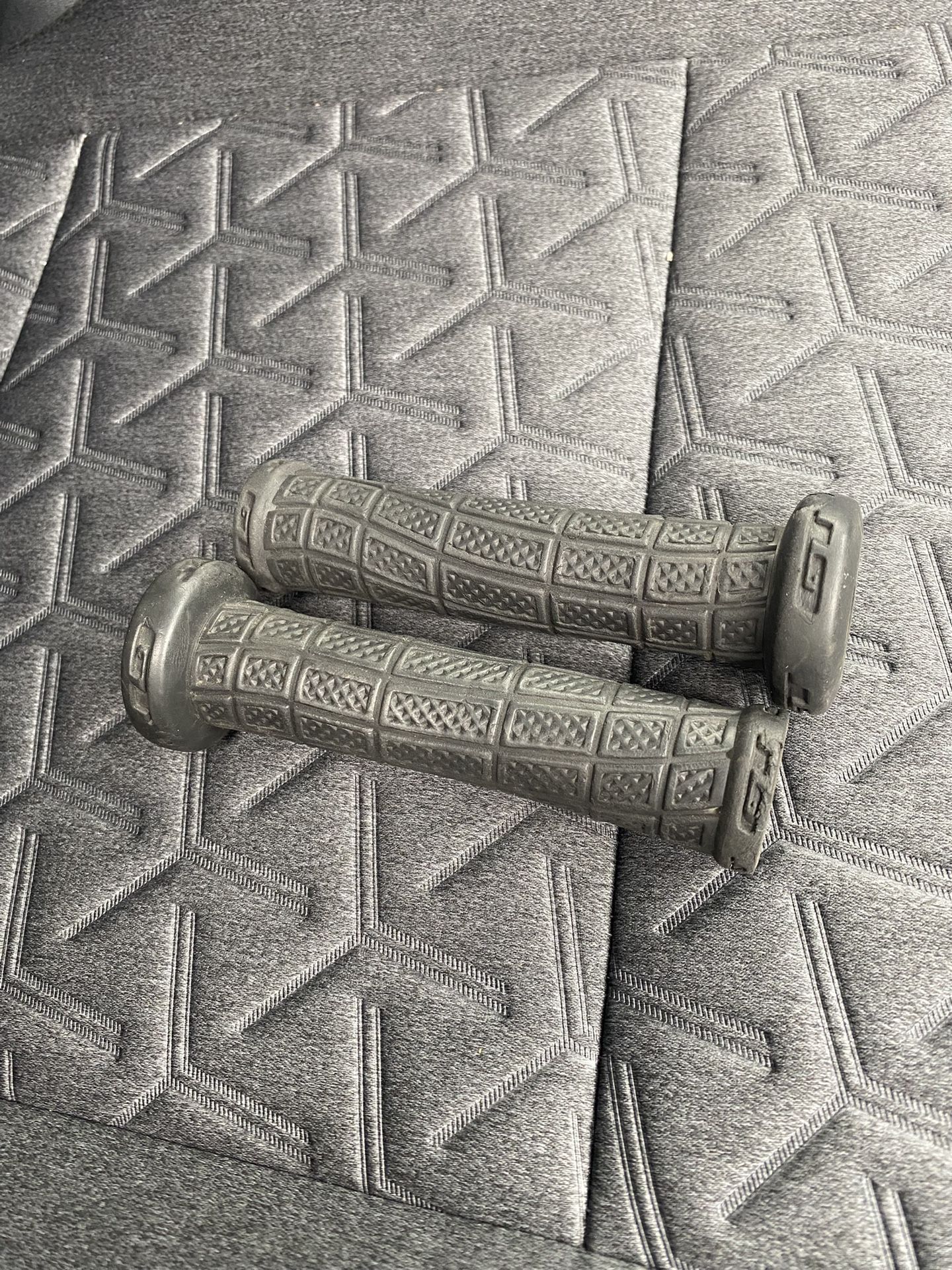 Rare : GT : Bmx : Grips