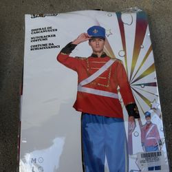 Men’s Halloween Costume 