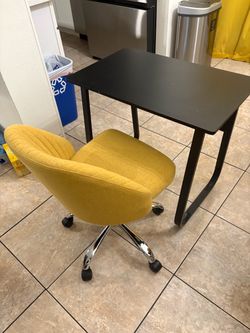 Black Desk and Yellow Office Chair Set