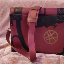 DR. STRANGE Book Of Vishanti - Messenger Bag