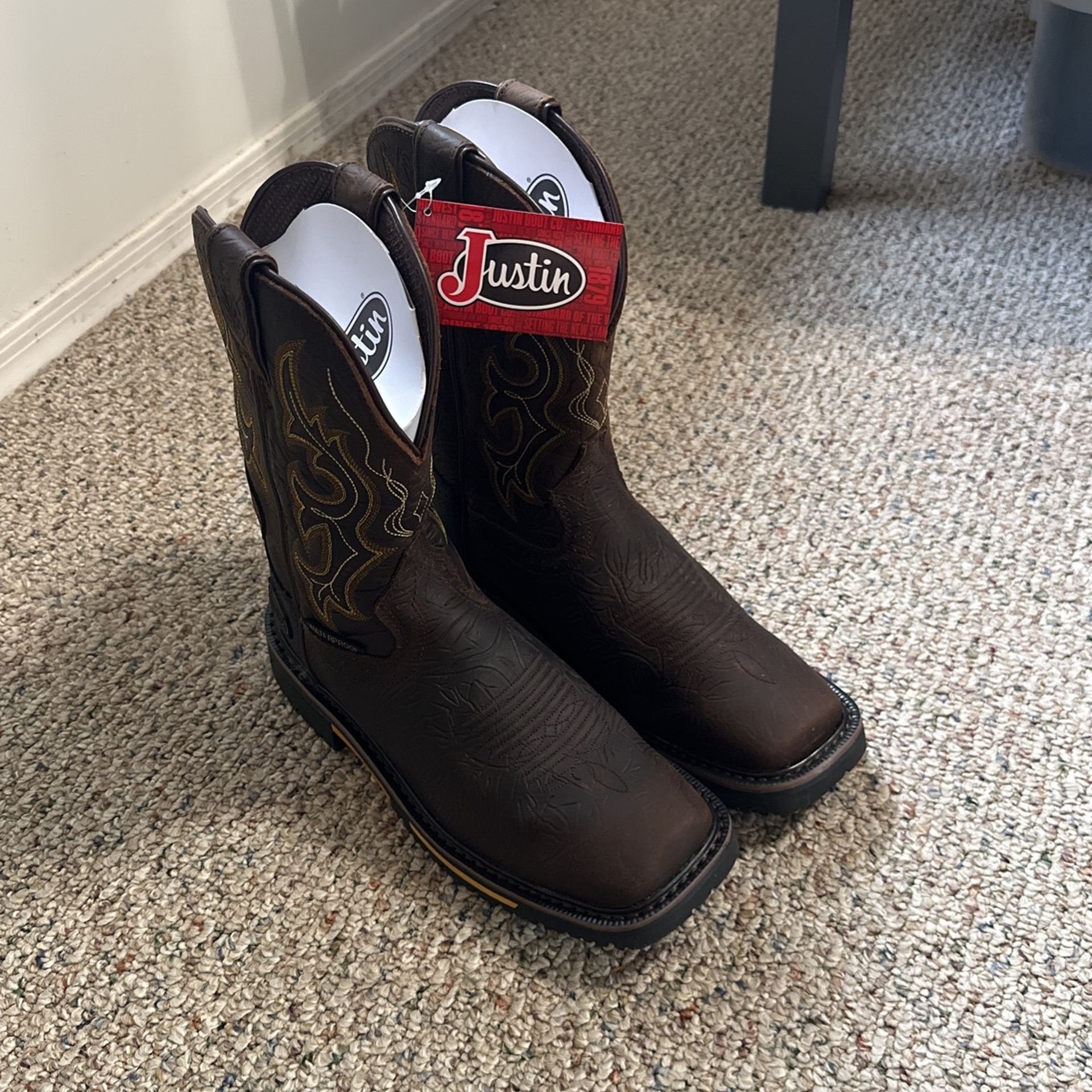 Justin Cowboy Boots for Sale in Show Low, AZ OfferUp