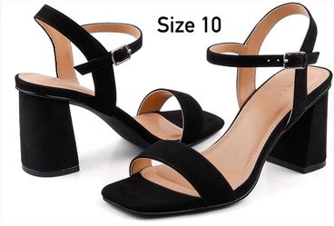 New women’s shoes size 10