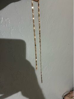 14KT gold chain with pendant