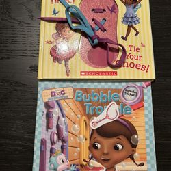 Children's  picture books bundle of 2 